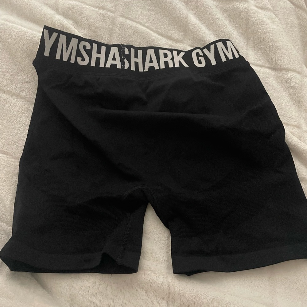 Gymshark shorts - Picture 2 of 2